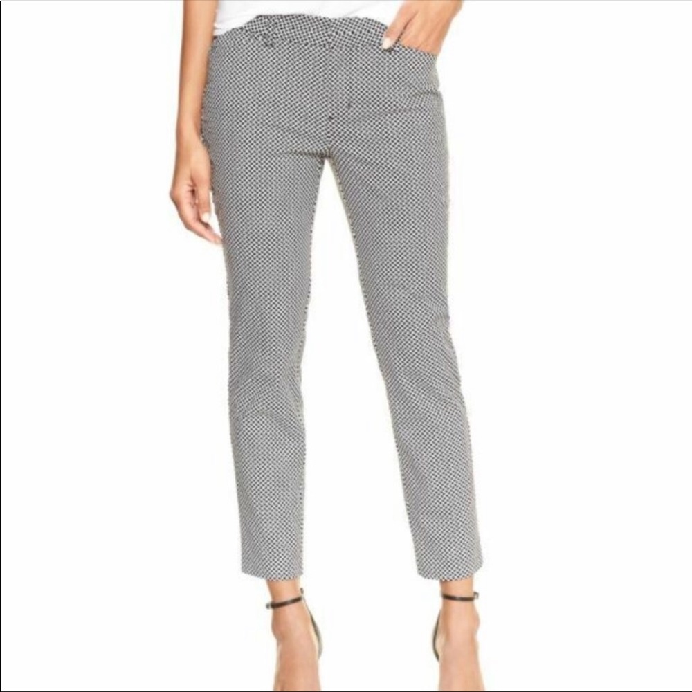 Khakis by GAP Slim City Ankle Pants